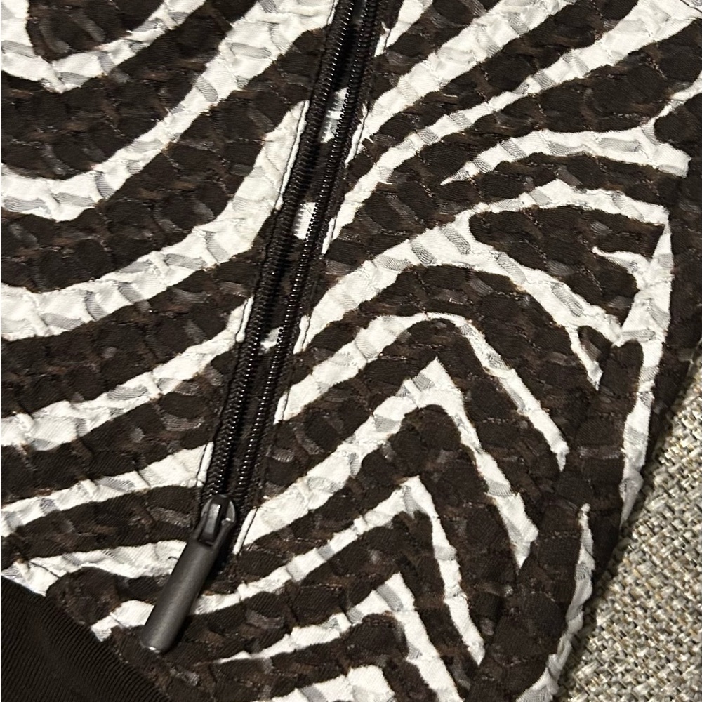 Chico's Brown and White Zebra Jacket and Tank - Picture 4 of 5